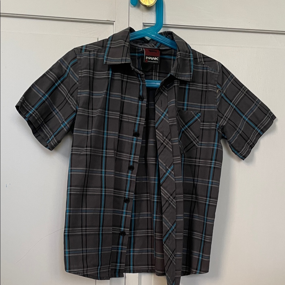 HAWK Boys Gray & Blue Plaid Button-Up Shirt | Size‎ M